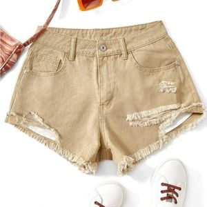 Women’s Tan Khaki Shorts Size 30 New Without Tags